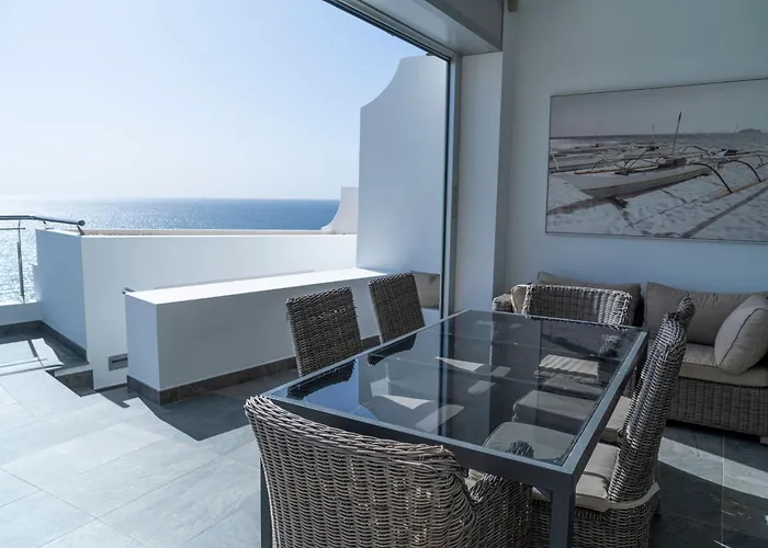 Deluxe Porto Mare-fragata 17-pasitoblanco-terrace Panoramic Seaview アパート